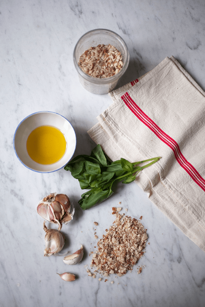 Basil Pesto { Vegan}_2_Gold&Thyme