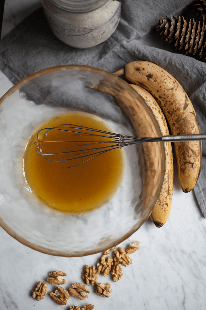 Banana Bread {Vegan}_5_Gold&Thyme