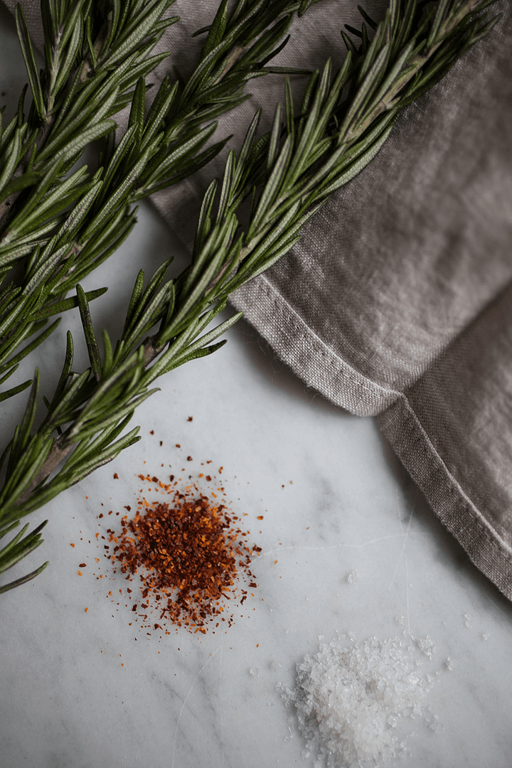 Spiced Rosemary Sea Salt Brownies_5_Gold&Thyme Spiced Rosemary Sea Salt Brownies_5_Gold&Thyme