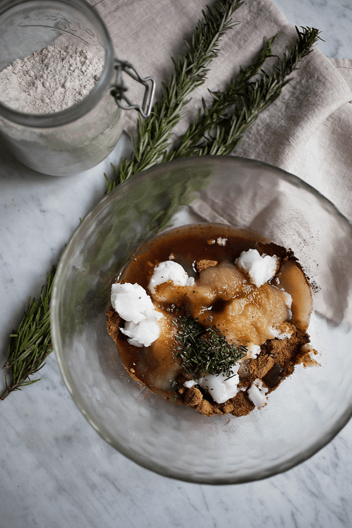 Spiced Rosemary Sea Salt Brownies_6_Gold&Thyme Spiced Rosemary Sea Salt Brownies_6_Gold&Thyme