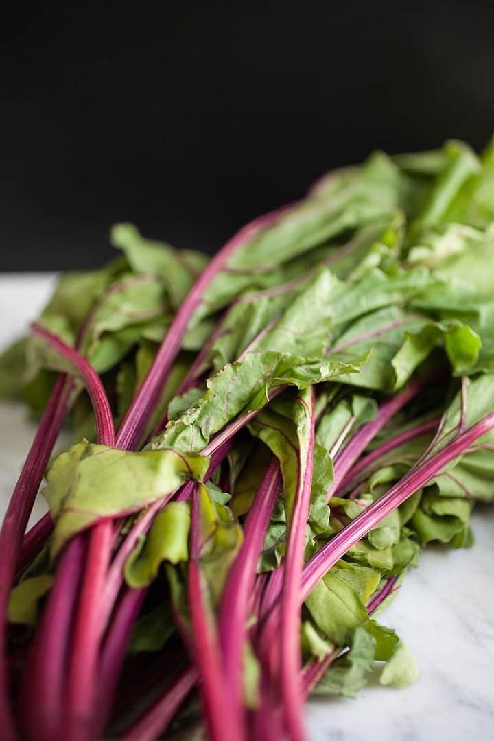 Hot Pink Beetroot Hummus_1_Gold&Thyme Hot Pink Beetroot Hummus_1_Gold&Thyme