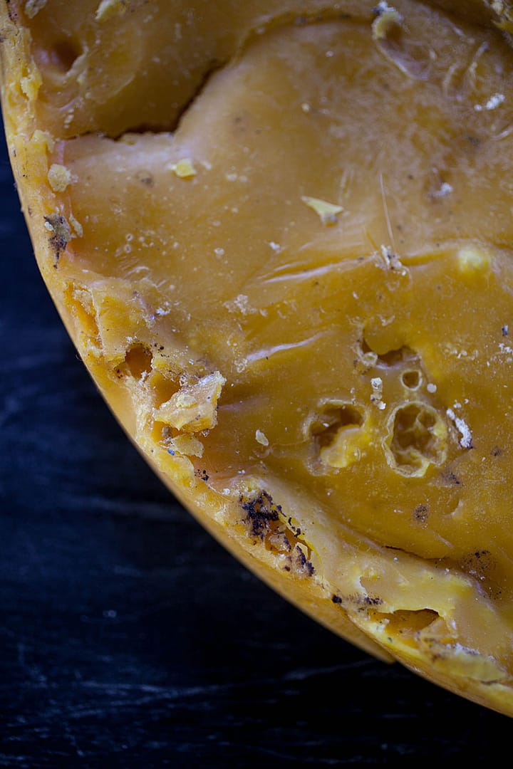 Sustainable Beeswax_2_Gold&Thyme Sustainable Beeswax_2_Gold&Thyme