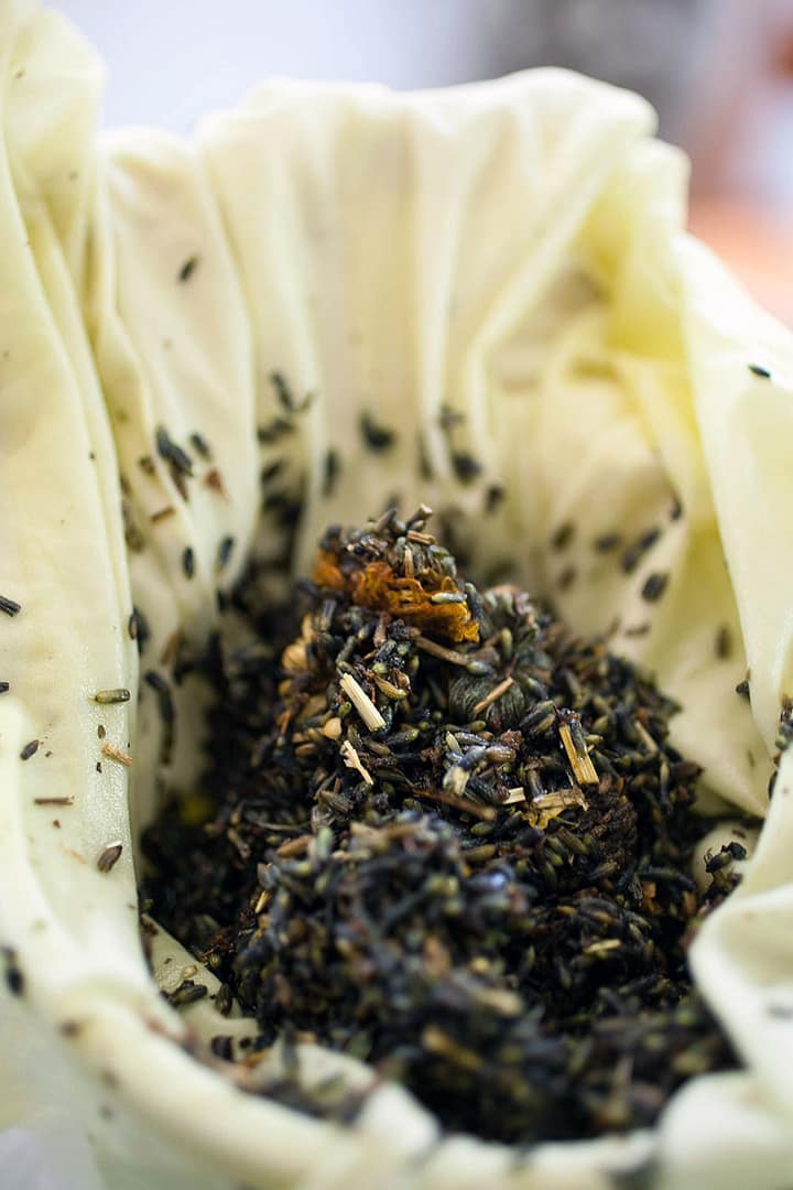 Making of Le Balm_3_Gold&Thyme Making of Le Balm_3_Gold&Thyme